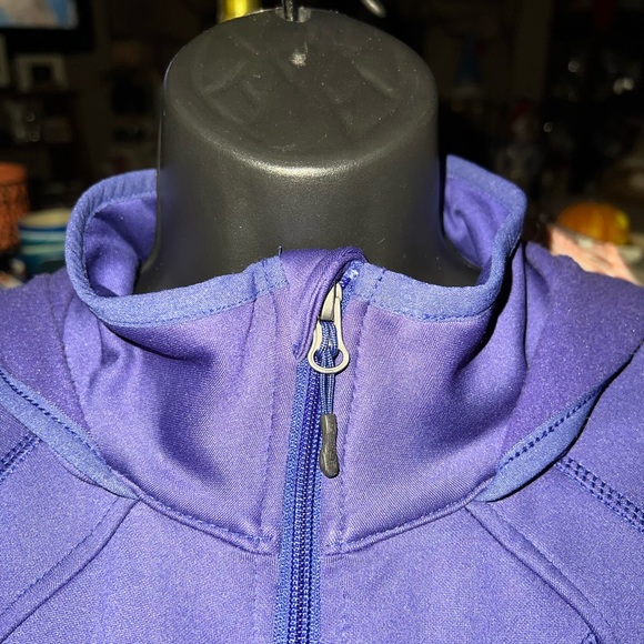 Champion Zip Up Lightweight Jacket - Picture 7 of 13